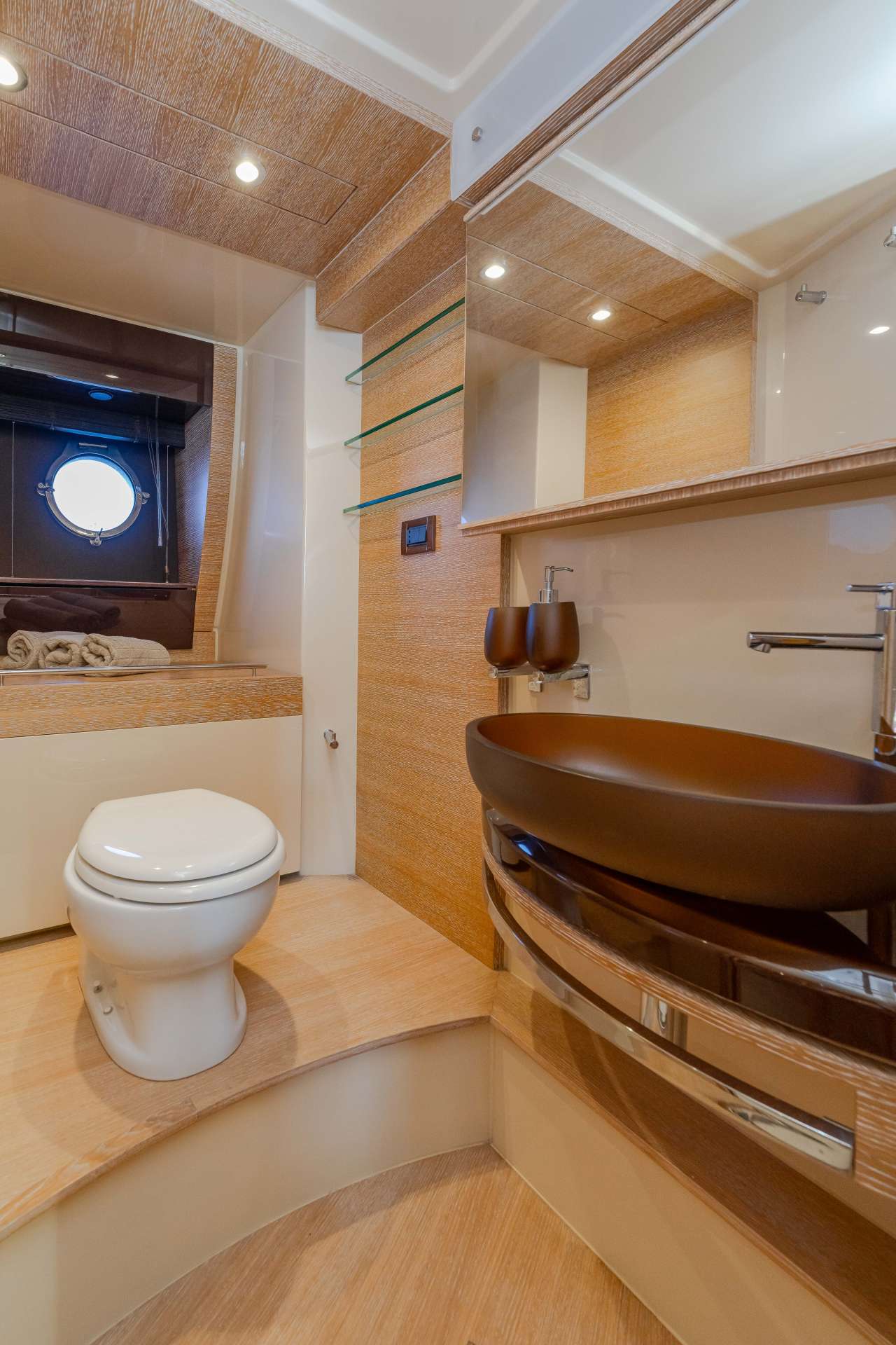 Azimut Fly 60