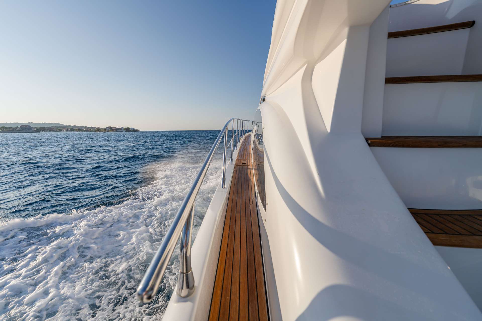 Azimut Fly 60