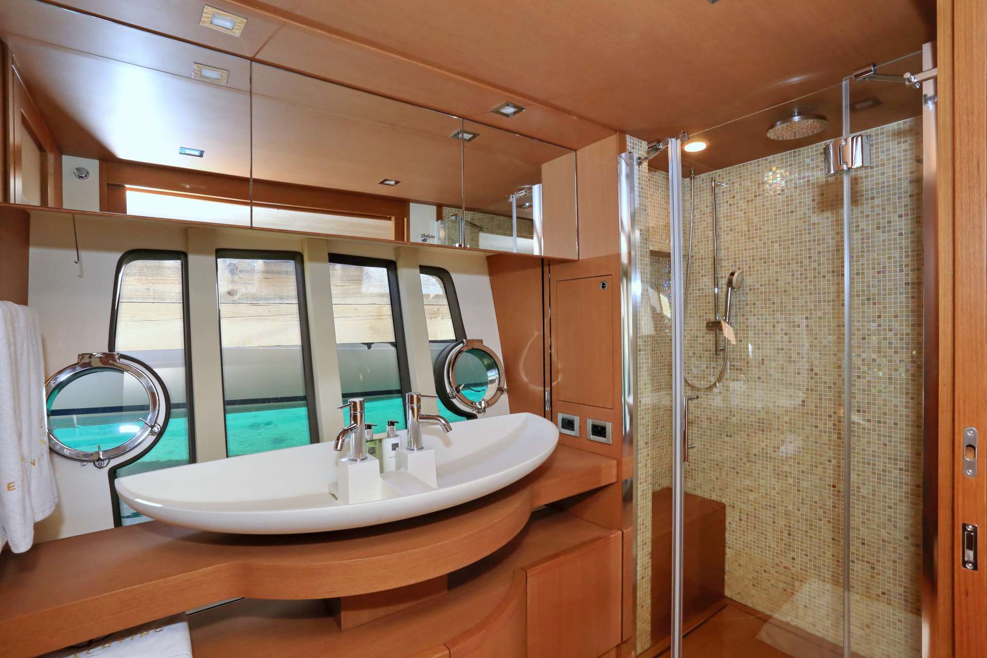 Ferretti 780 HT joins the YACHT IN charter fleet