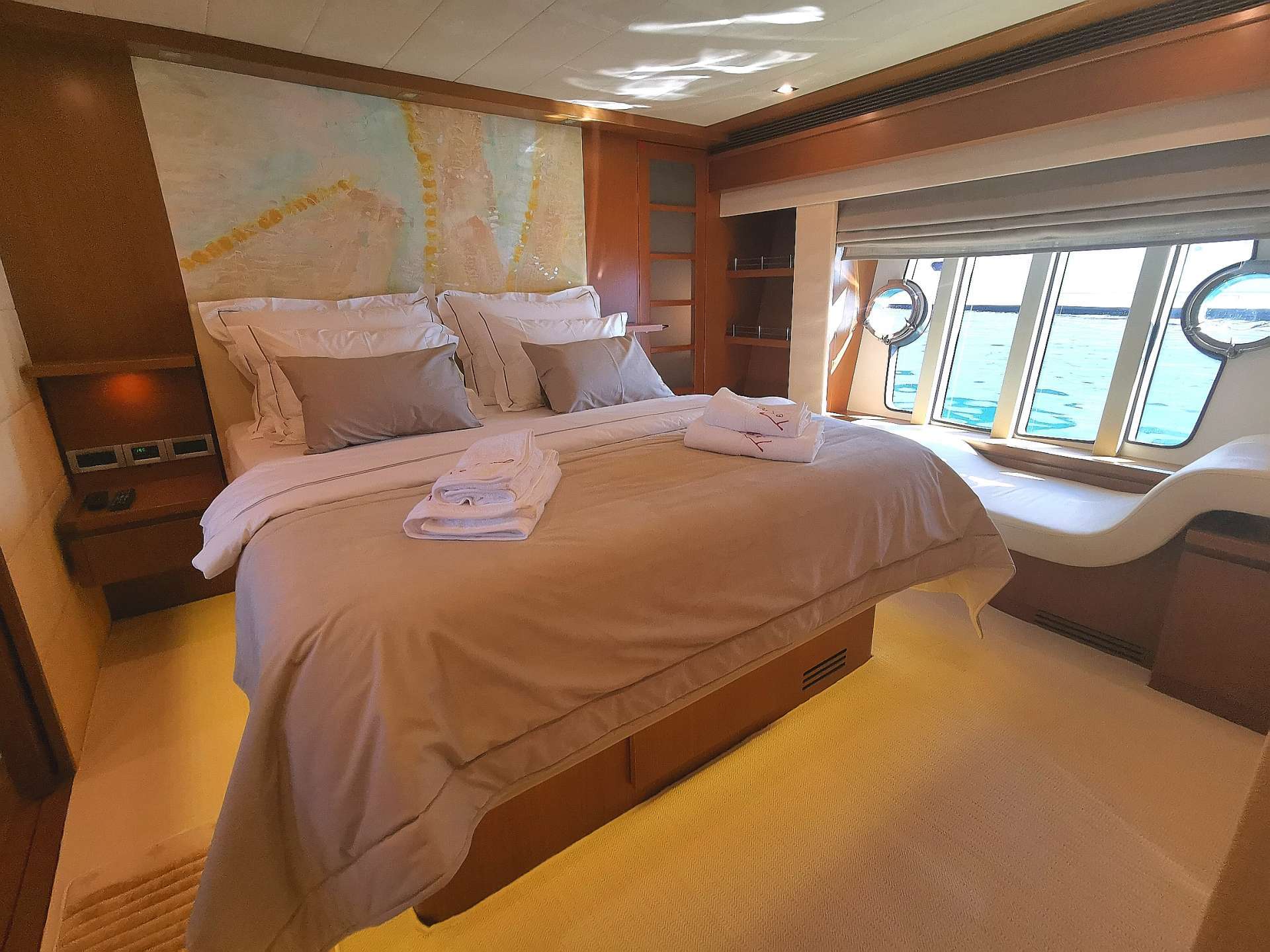 Ferretti 780 HT joins the YACHT IN charter fleet