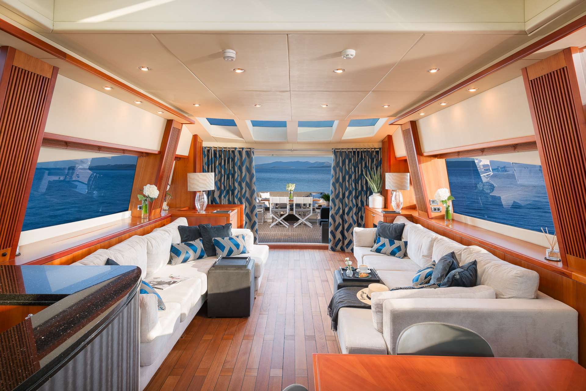 Captain's insight: Charter yacht QUANTUM