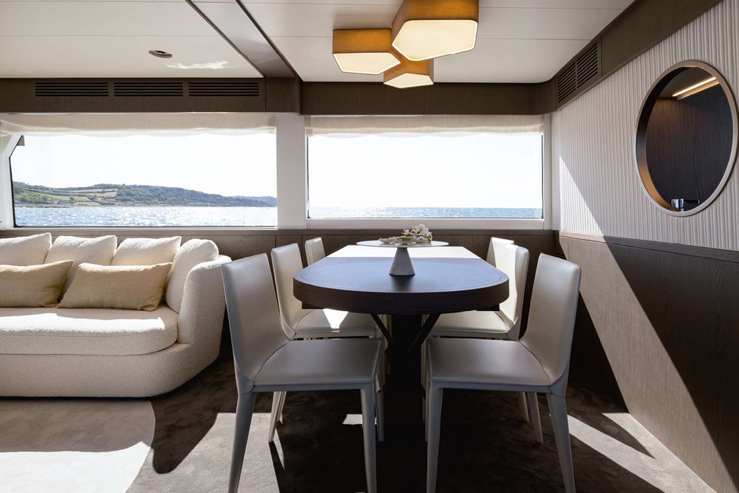 New arrival to the fleet: 20m charter yacht Azimut Magellano 66 BOLLINGER